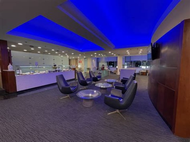 Does MCO have a united club?