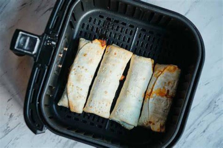 How long do you cook a frozen burrito in an air fryer?