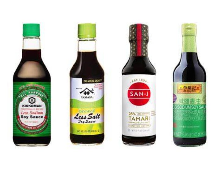 How much salt does low sodium soy sauce have?