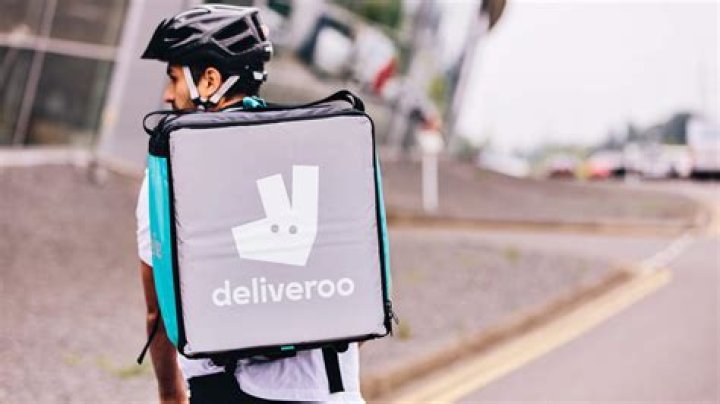 Is Deliveroo delivery free?