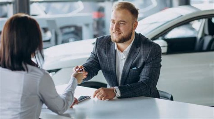 What is a rental sales agent?