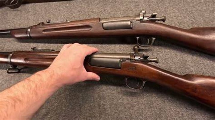 What rifle did the Rough Riders use?